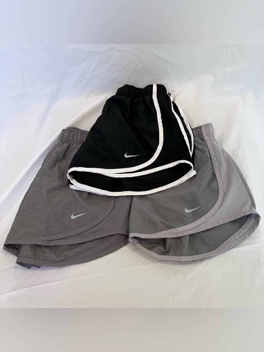 Nike Black & Gray Women's Running Shorts Set XS EUC